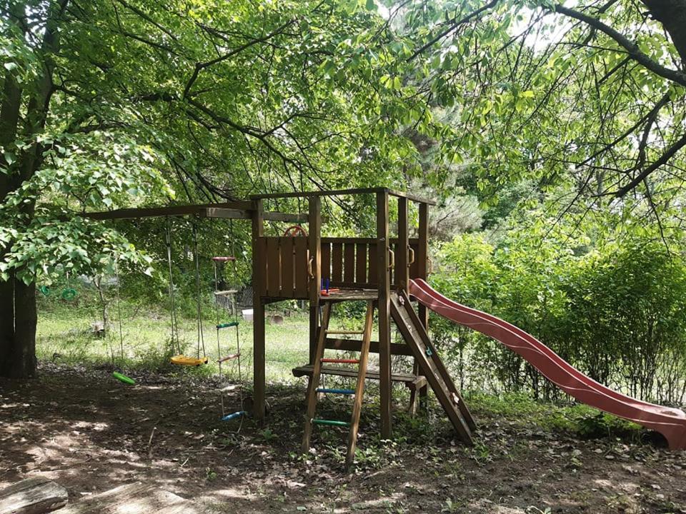 Hotel Jurta Az Erdo Mellett Dezsaval-Keresz-Tanya Pilisszentkereszt Zewnętrze zdjęcie
